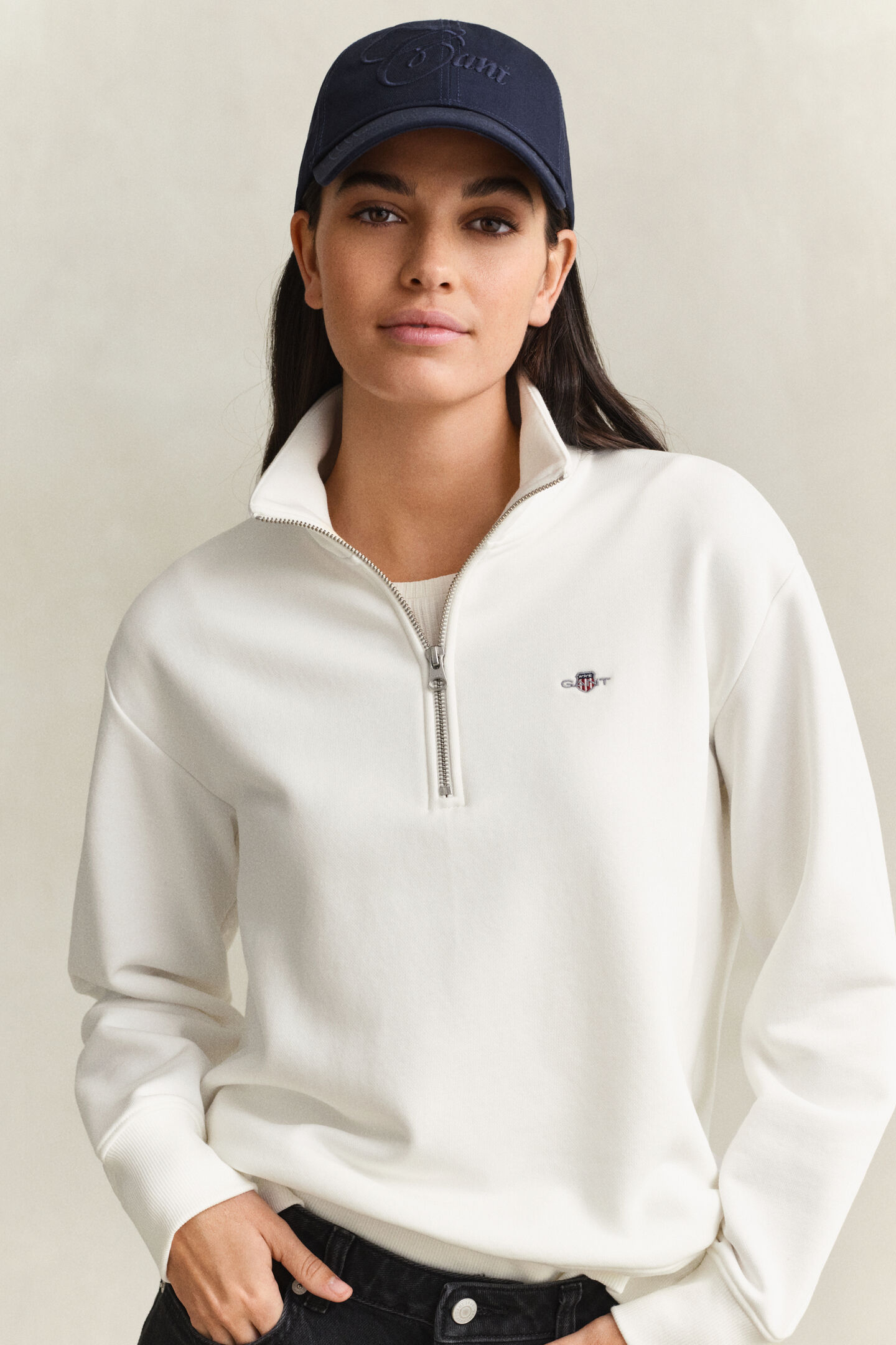 Shield sweatshirt med halv lynl&aring;s