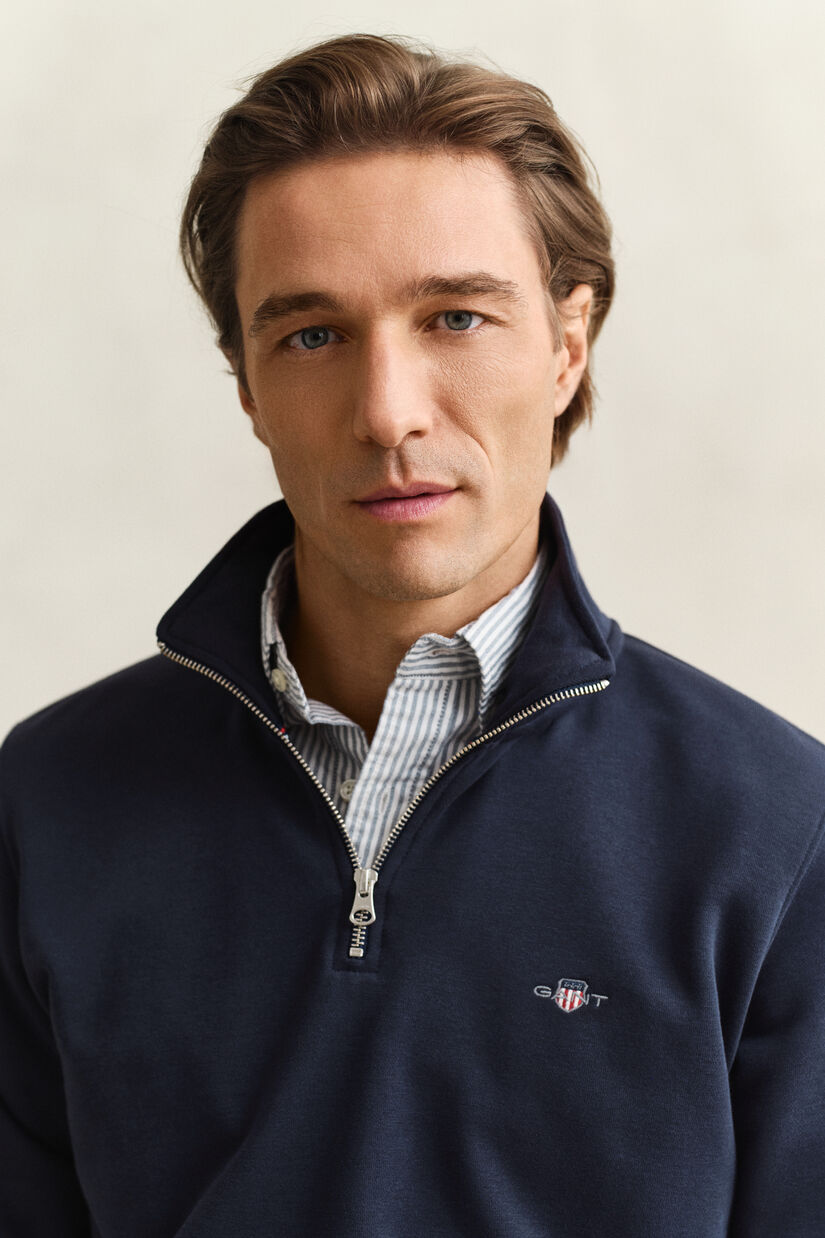 Shield sweatshirt med halv lynl&aring;s