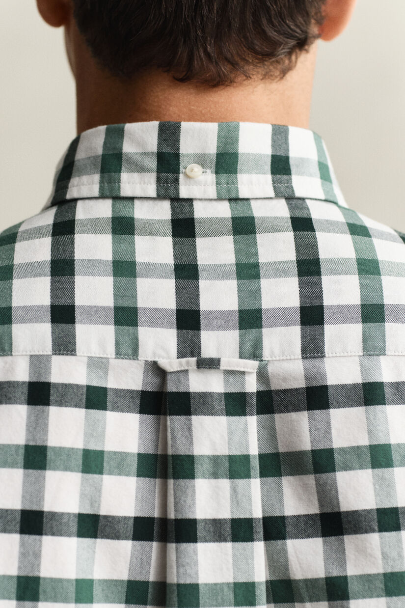 Regular fit ternet Oxford skjorte
