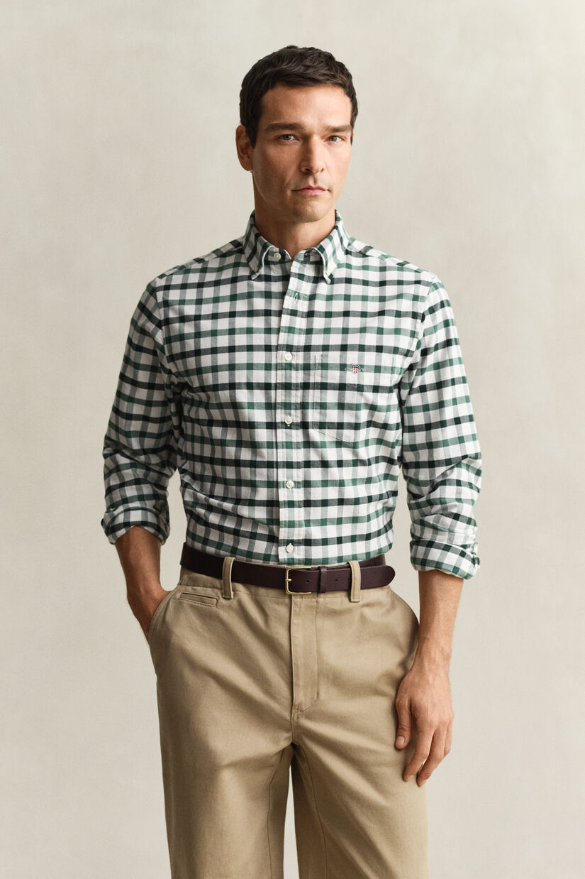 Regular fit ternet Oxford skjorte