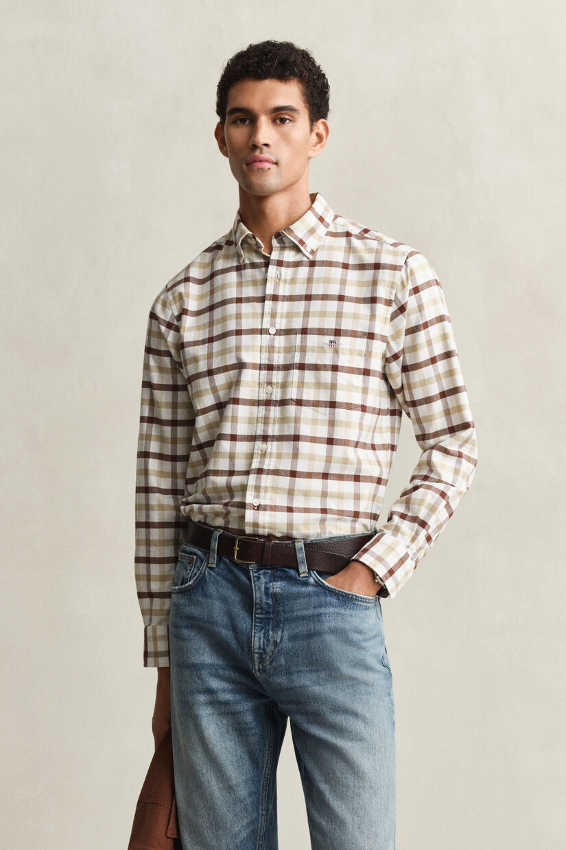 Regular fit ternet Oxford skjorte