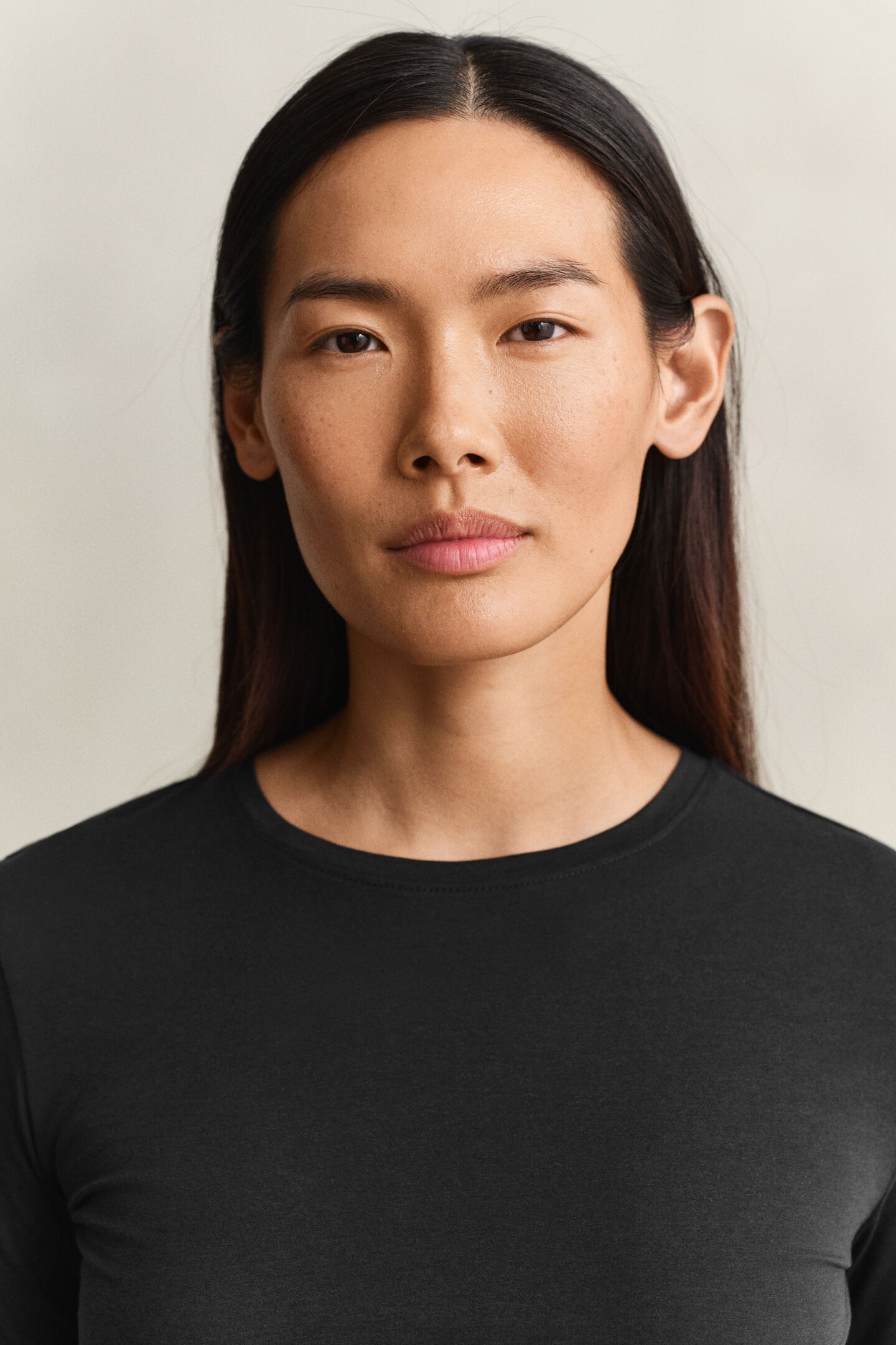 Let T-shirt af bomuld med lange &aelig;rmer